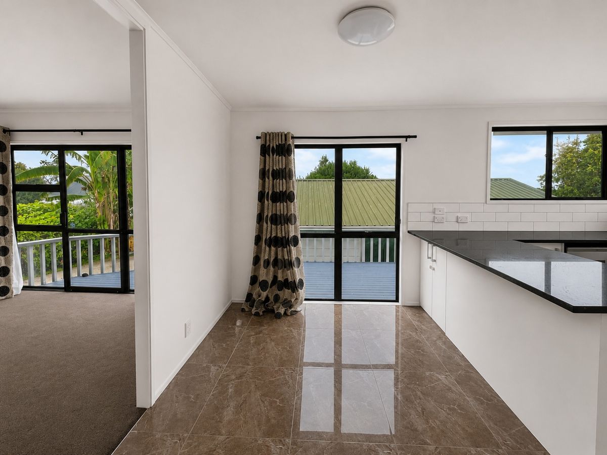 Manurewa, 3 bedrooms - Widok 4