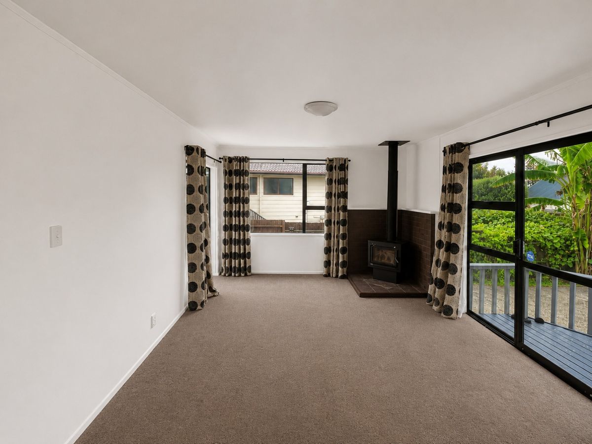 Manurewa, 3 bedrooms - Widok 3