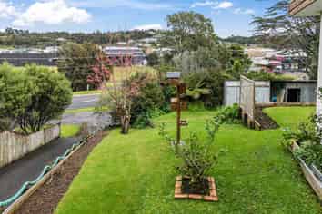 630 Whangaparoa Road, Stanmore Bay