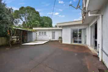 630 Whangaparoa Road, Stanmore Bay