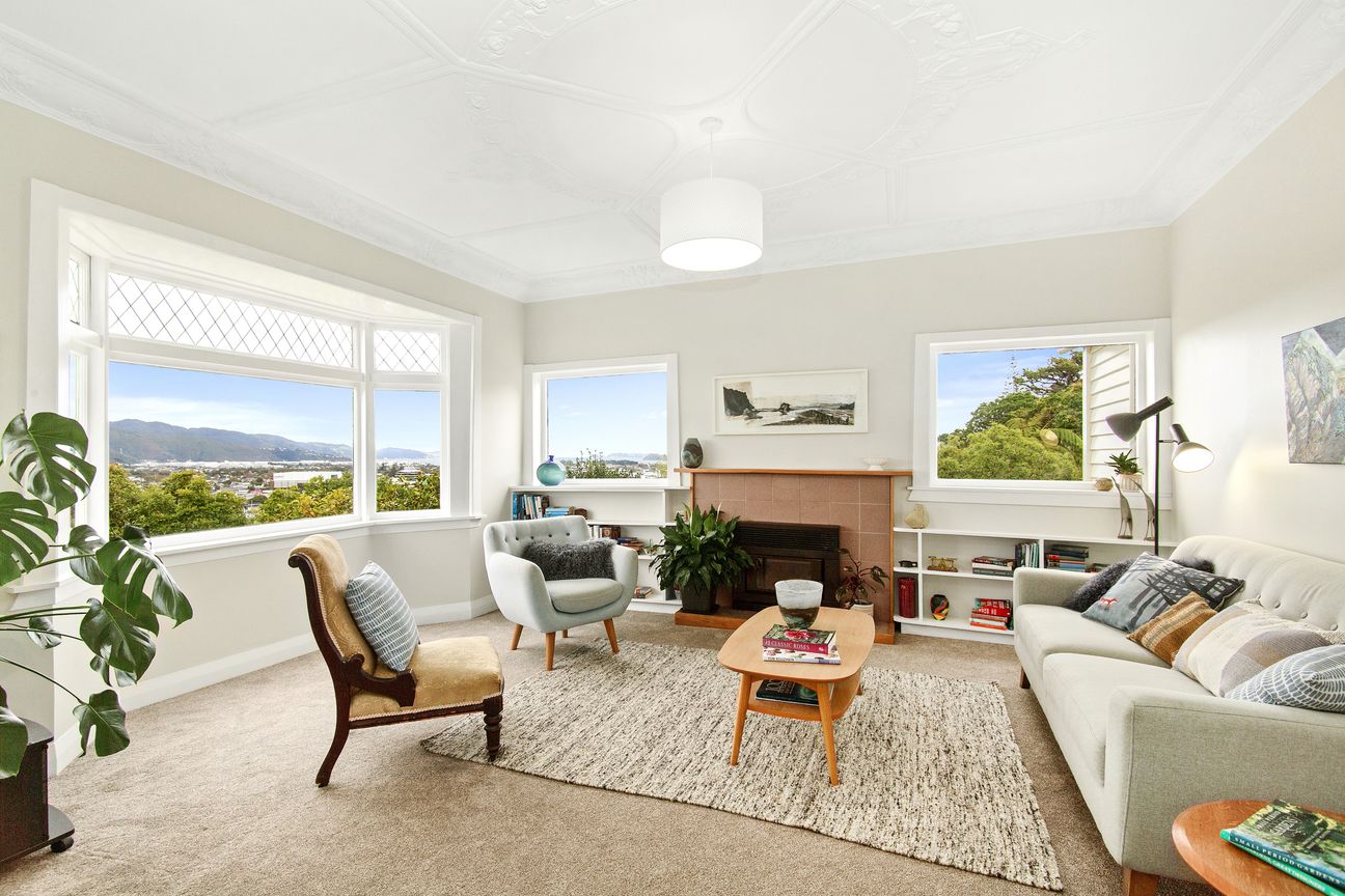 Location, Character And Charm! - Vista 5