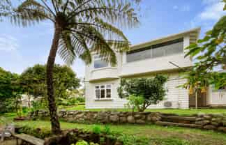 15 Onehuka Road, Tirohanga