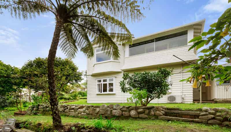 15 Onehuka Road, Tirohanga