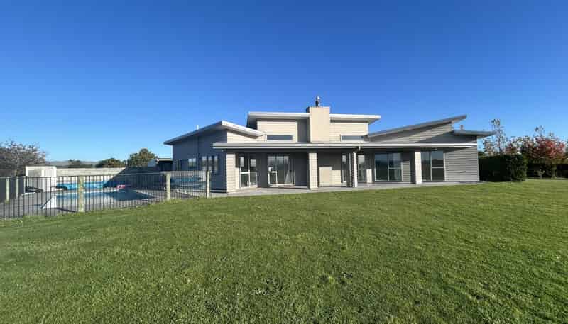 661 Cornwall Road, Carterton