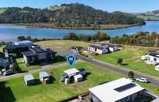 1 Dawson Place, Cooks Beach