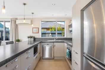 43C Church Street, MOSGIEL