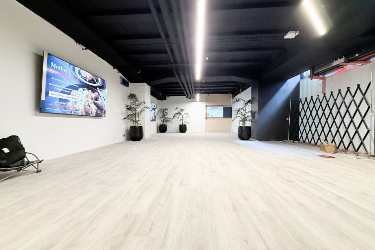 Radisson RED Retail Space | 32 m² – pohled 3