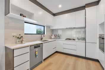 8/24 Great South Road, Hillpark