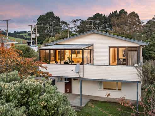 239 Highcliff Road, Shiel Hill