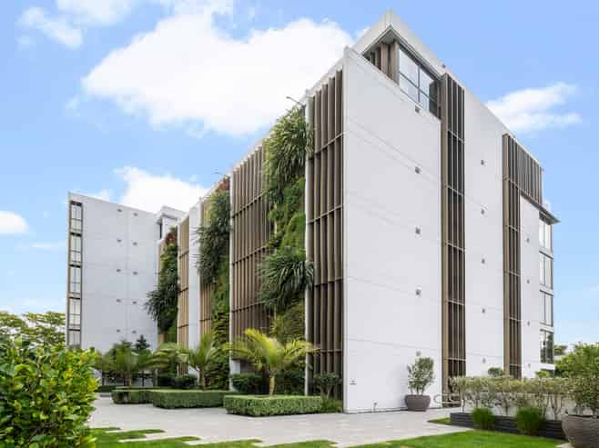 204/10 St Marks Road, Remuera