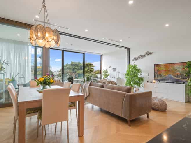 204/10 St Marks Road, Remuera
