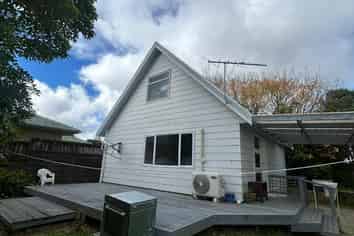 163 Sturges Road, Henderson