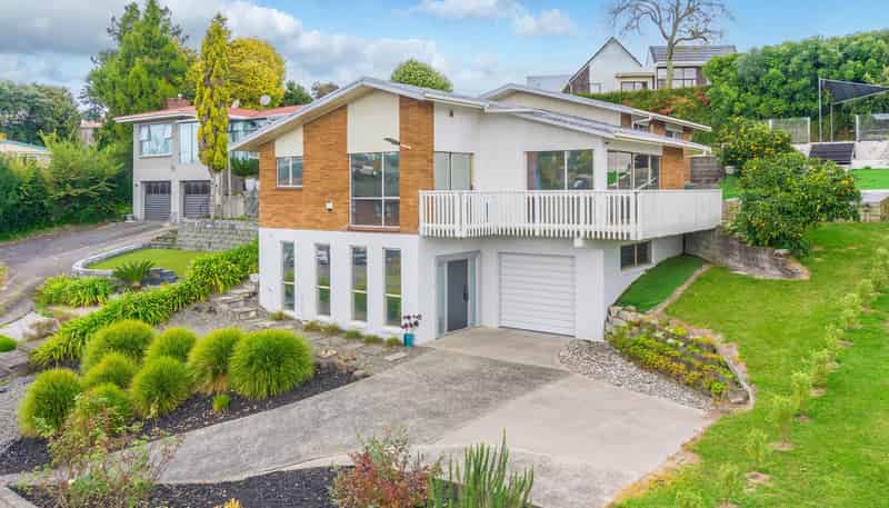 16 Garthwood Road, Hillcrest