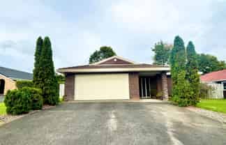 8 West Fairway, Golflands