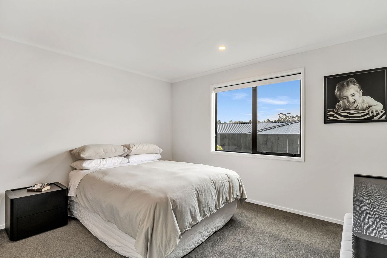 Home and Income - Altro