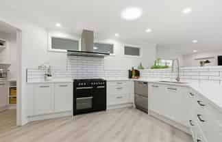 48 Contour Avenue, Pyes Pa