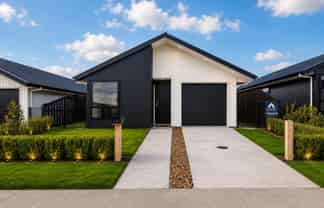 50 Whatahuhu Street, TE KAUWHATA