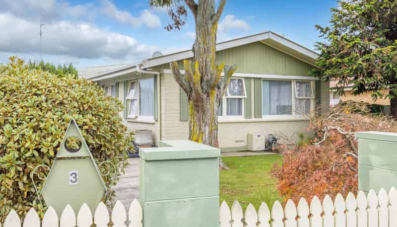 3 Tomin Road, Glenview