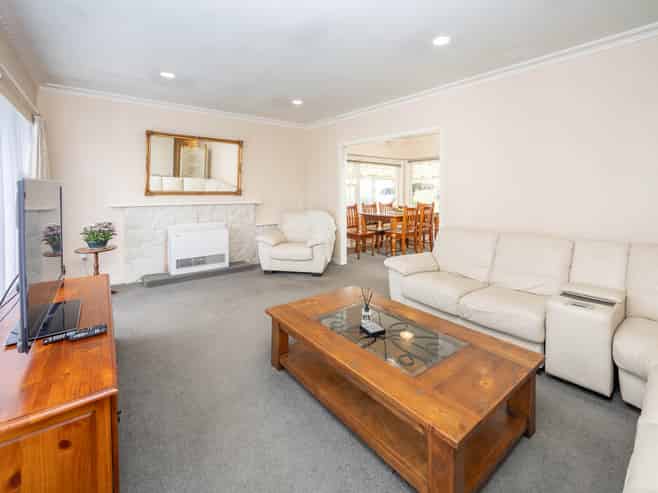 3 Tomin Road, Glenview