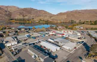 Large Industrial Yard & Warehouse Opportunity