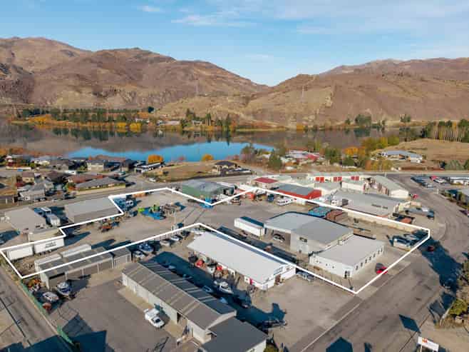 Large Industrial Yard & Warehouse Opportunity