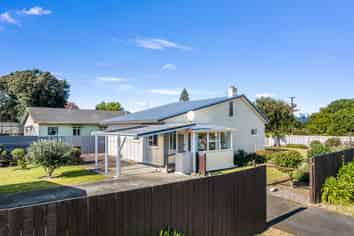 124 Weraroa Road, Waverley