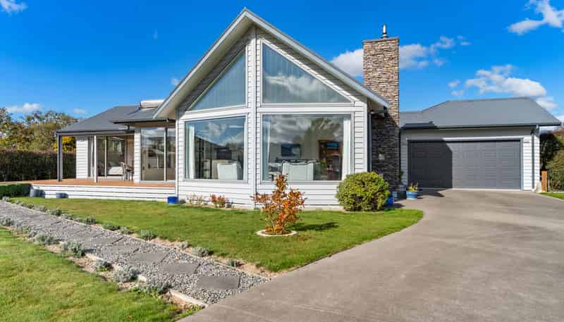 3 Hartley Avenue, Carterton