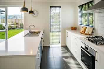 5 Tradewinds Drive, Whitby