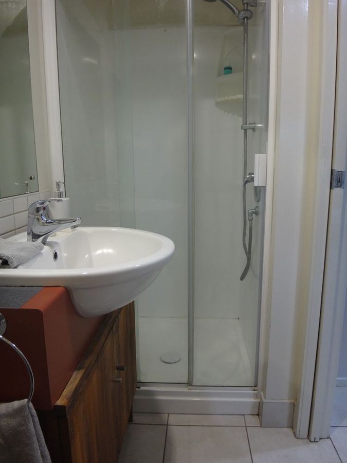 Fully furnished city unit studio living - Ansicht 5