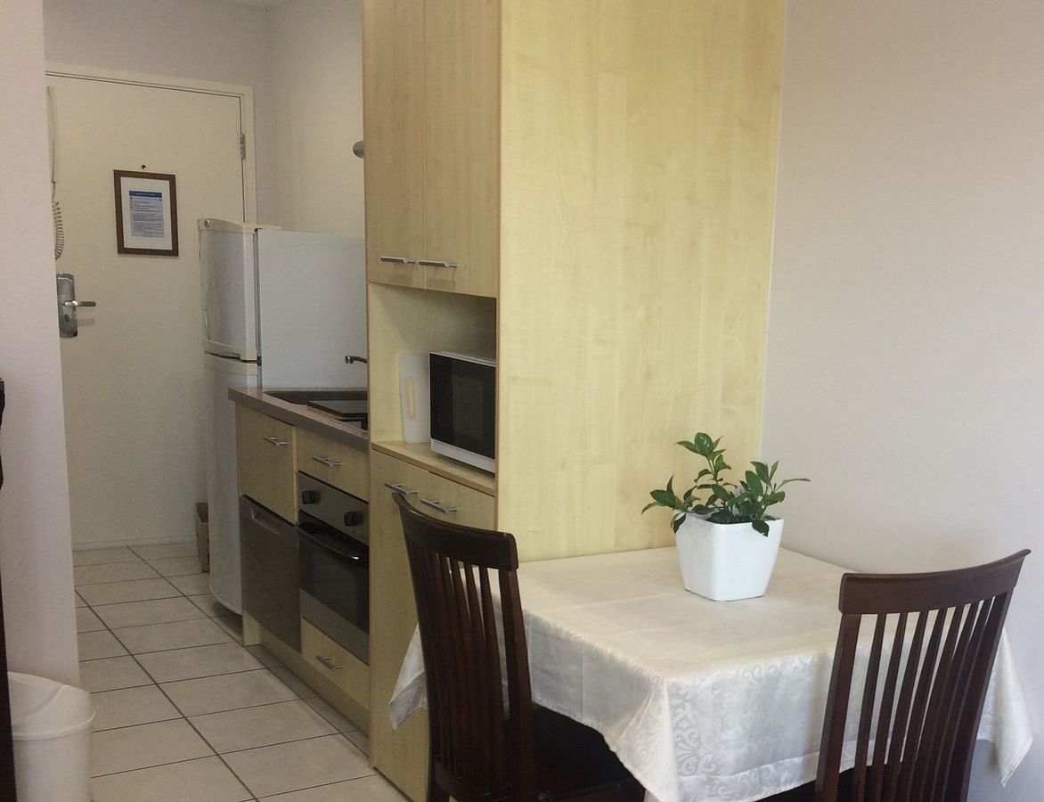 Fully furnished city unit studio living - Ansicht 3