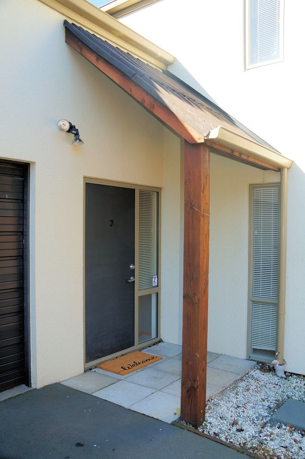 Fully Furnished, Great Location, all amenities - Mehr
