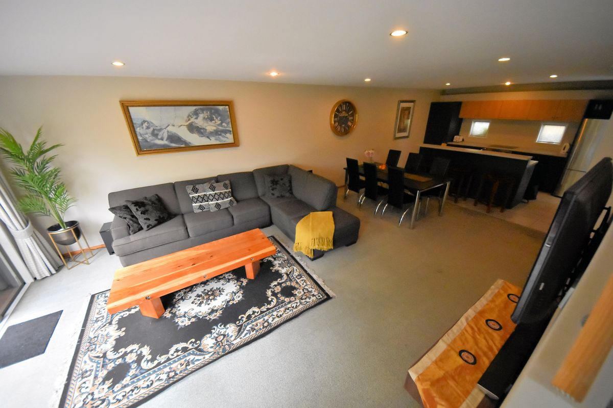 Fully Furnished, Great Location, all amenities - Ansicht 3