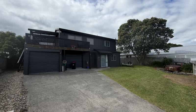 110B  Exeter Road, Whangamata