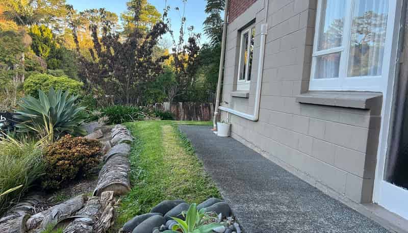 2/202A Beach Road, Campbells Bay