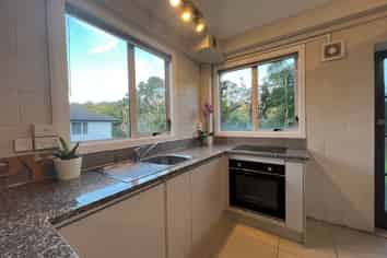 2/202A Beach Road, Campbells Bay