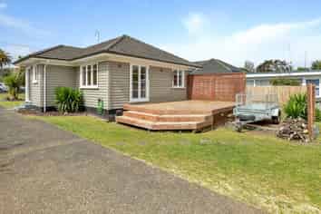 23 McClintock Street, Whau Valley