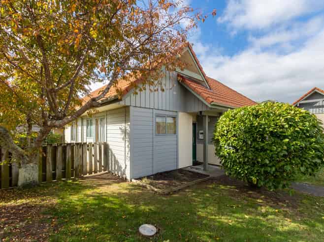 14B Realm Drive, PARAPARAUMU