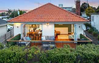 37 Onewa Road, Northcote
