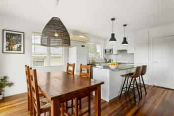 37 Onewa Road, Northcote