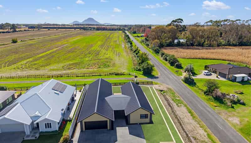 7 Tara Iti Way, Coastlands