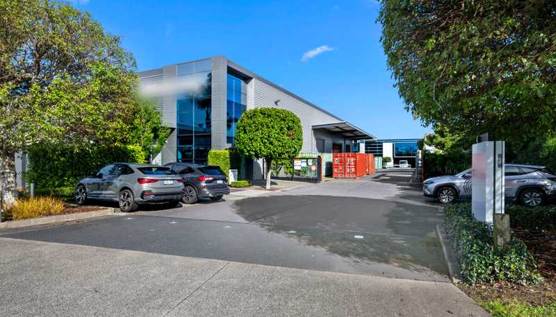 124 Bush Road, Albany