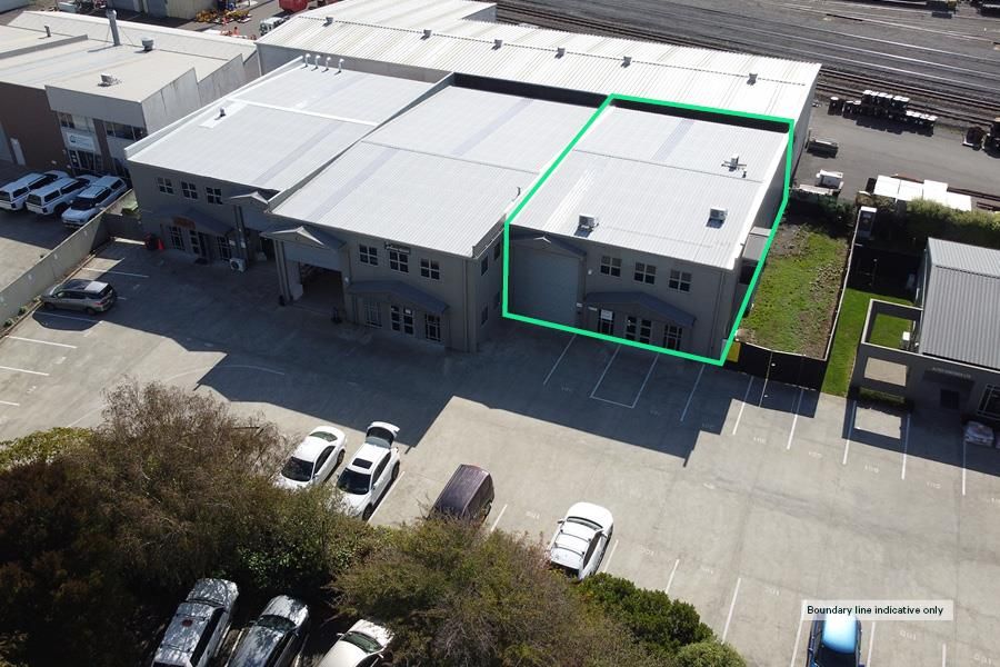 Vacant & Modern Industrial Unit - View 2