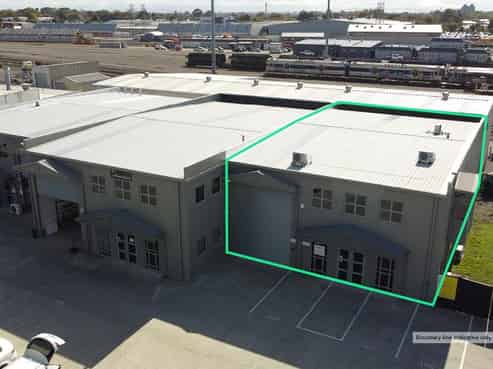 Vacant & Modern Industrial Unit