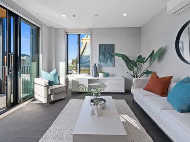 202/2 Launch Road, Hobsonville