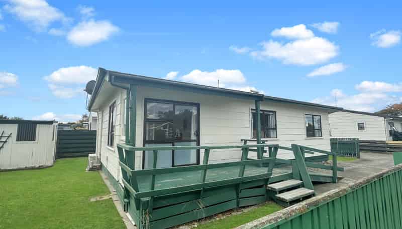 8 Rata Street, Feilding