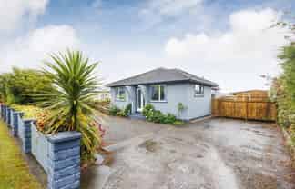 30 Pharazyn Street, Feilding
