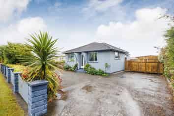 30 Pharazyn Street, Feilding