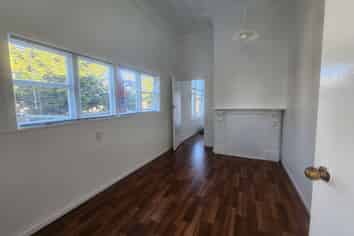 31b Mt Smart Road , Royal Oak