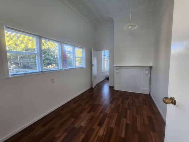 31b Mt Smart Road , Royal Oak
