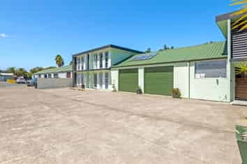 18 Potae Avenue, Lytton West